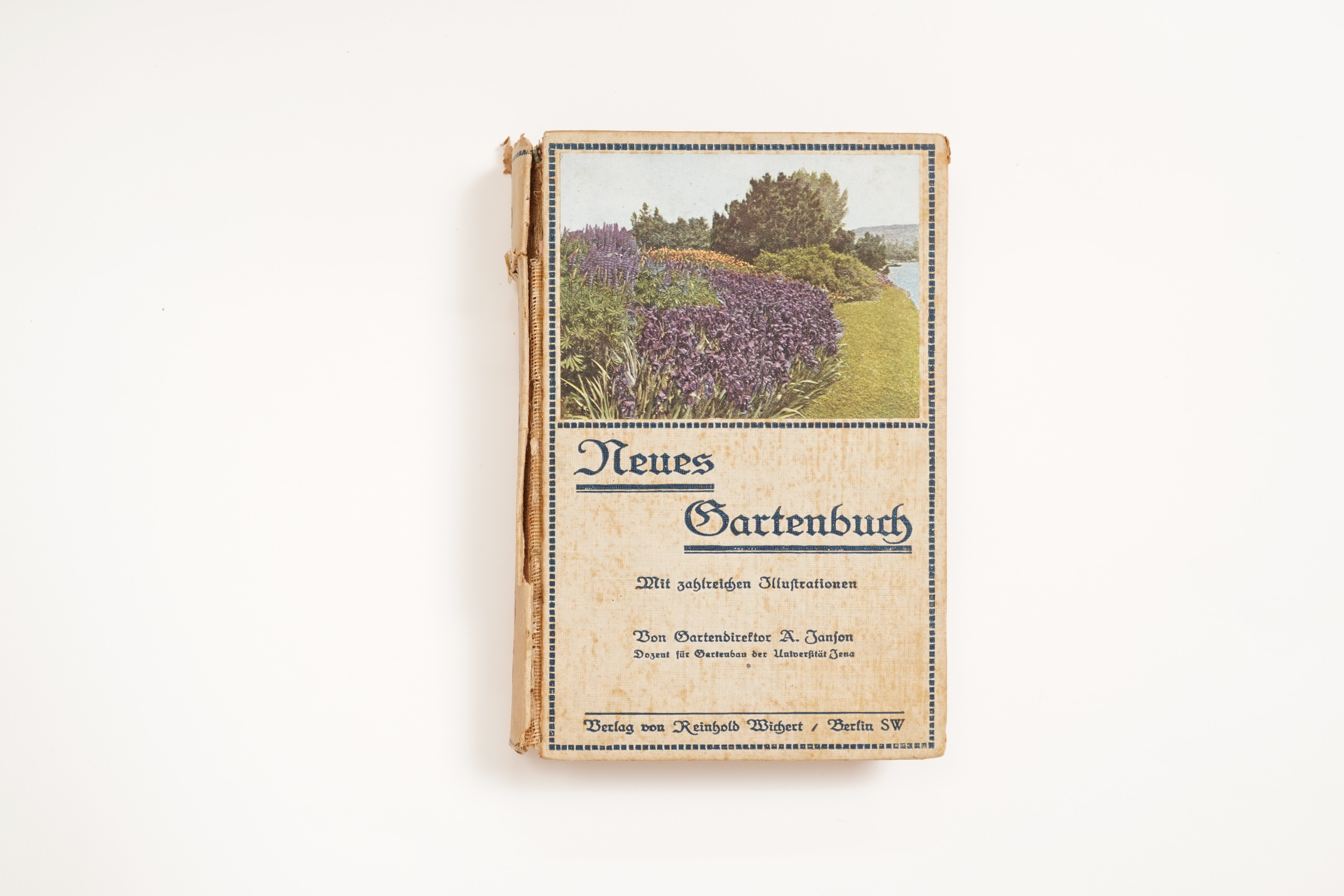 "Neues Gartenbuch" (Förderkreis Unterjesinger Kelter e.V. CC BY-NC-SA)