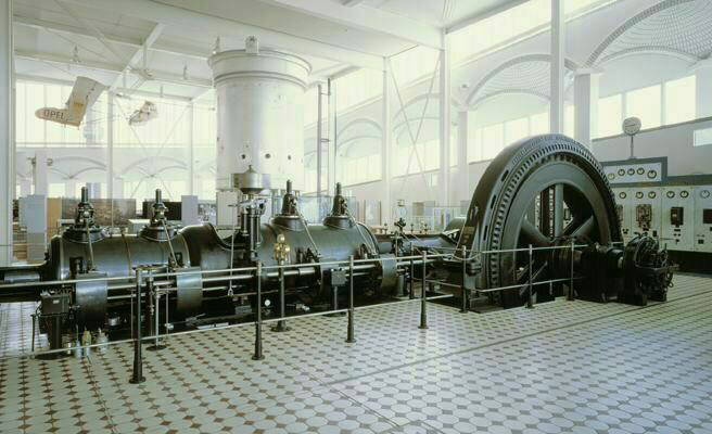 Tandemverbunddampfmaschine (Technoseum - Landesmuseum für Technik und Arbeit Mannheim CC BY-NC-SA)