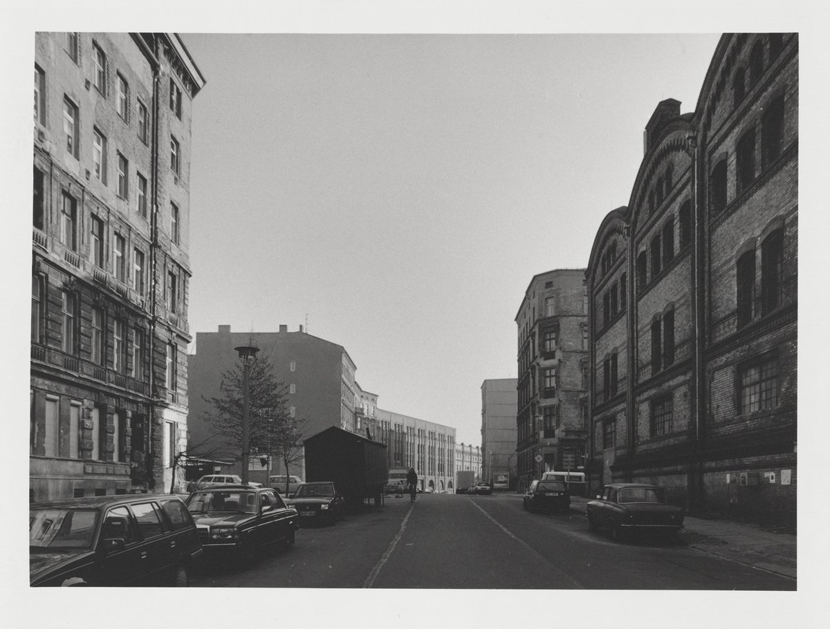 Berlin. Saarbrücker Straße (aus der Serie "Prenzlauer Berg") (Kunstsammlung Pankow, Berlin CC BY-NC-SA)
