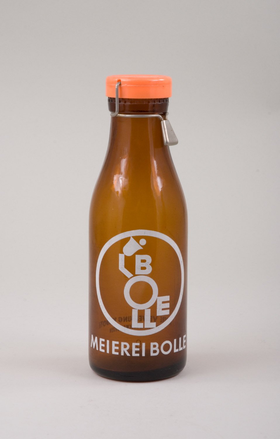 Milchflasche "Meierei BOLLE" (Stiftung Domäne Dahlem - Landgut und Museum, Weiternutzung nur mit Genehmigung des Museums CC BY-NC-SA)