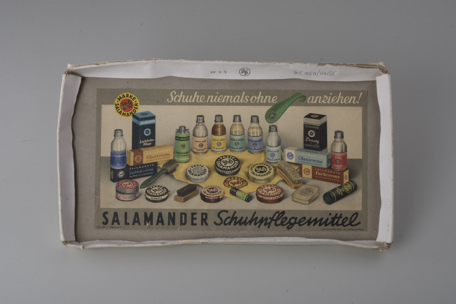 Deckel einer "Salamander" Schuhschachtel (Stiftung Domäne Dahlem - Landgut und Museum, Weiternutzung nur mit Genehmigung des Museums CC BY-NC-SA)