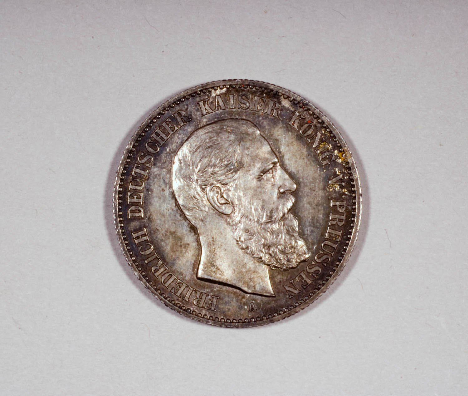 Geldstück: Zwei Mark von 1888 (Stiftung Domäne Dahlem - Landgut und Museum, Weiternutzung nur mit Genehmigung des Museums CC BY-NC-SA)