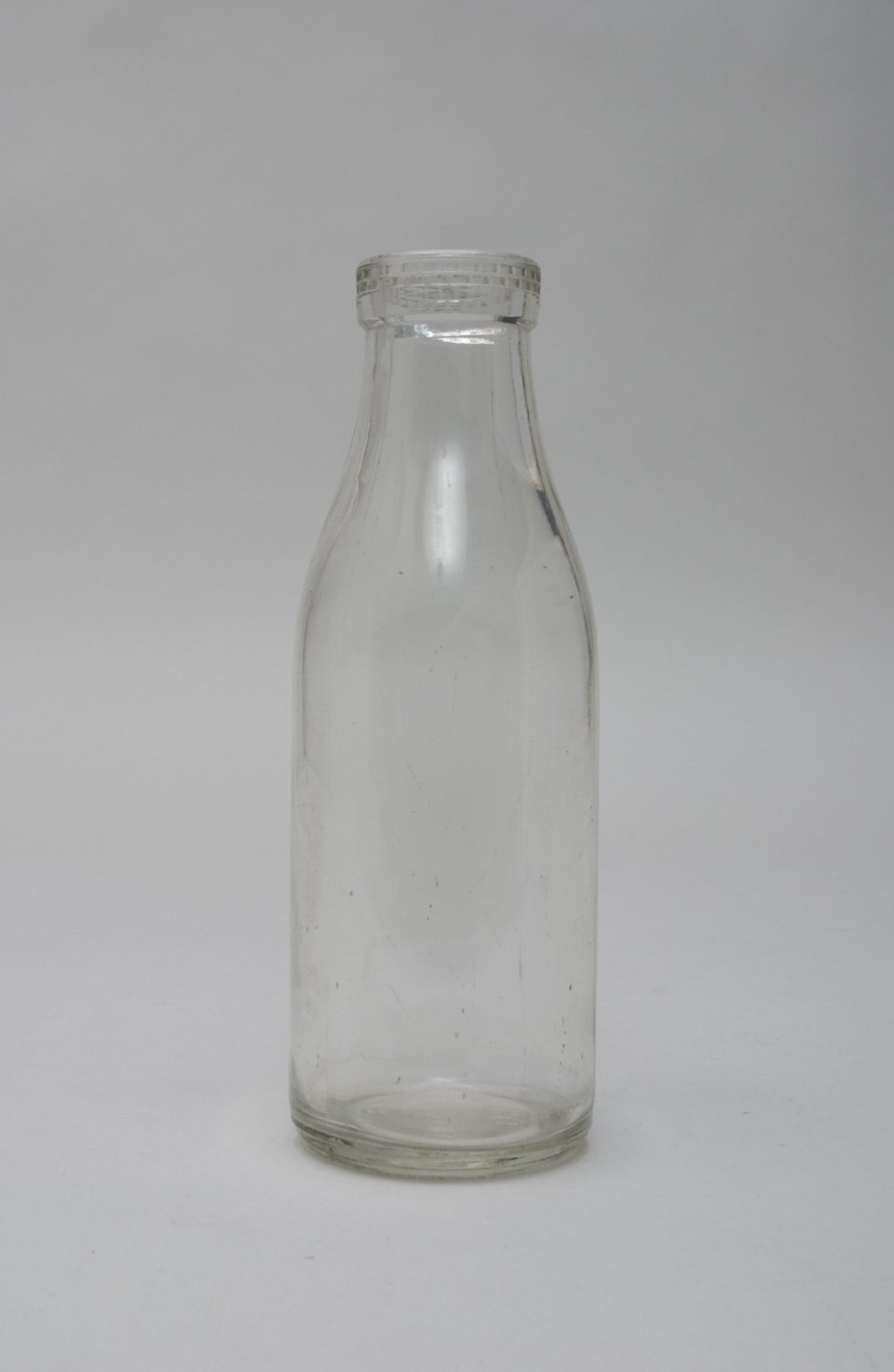 Milchflasche (Stiftung Domäne Dahlem - Landgut und Museum, Weiternutzung nur mit Genehmigung des Museums CC BY-NC-SA)