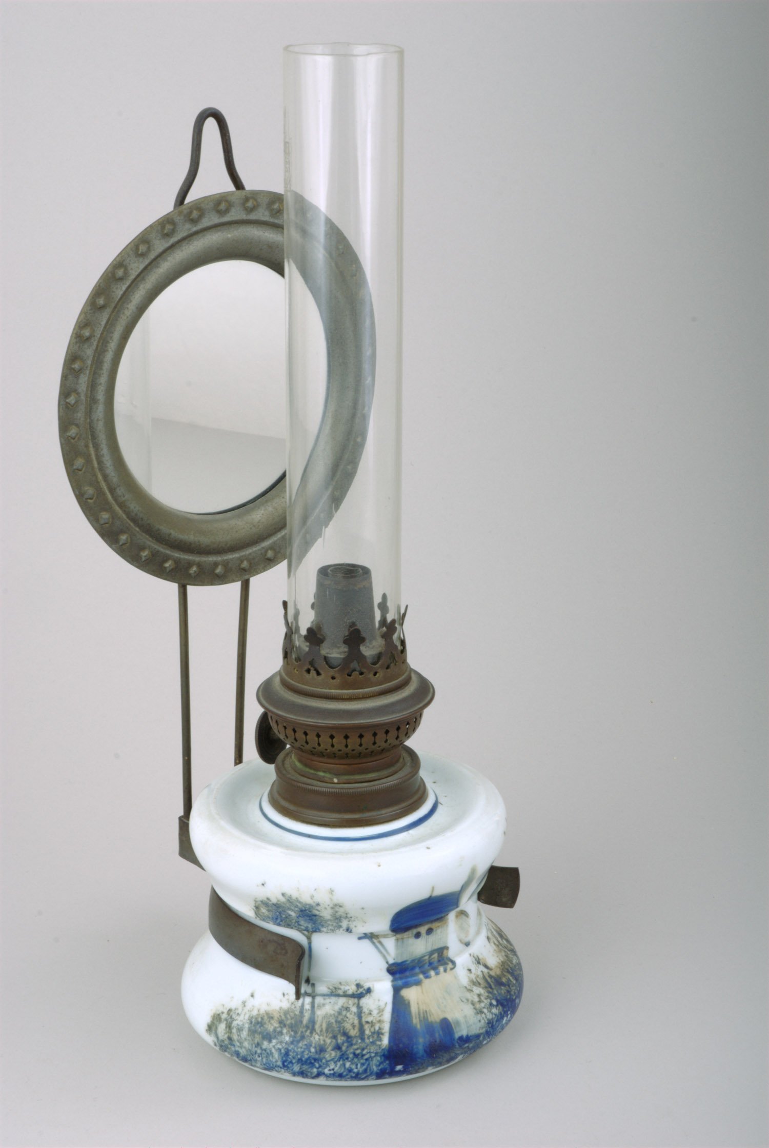 Petroleumlampe (Stiftung Domäne Dahlem - Landgut und Museum, Weiternutzung nur mit Genehmigung des Museums CC BY-NC-SA)