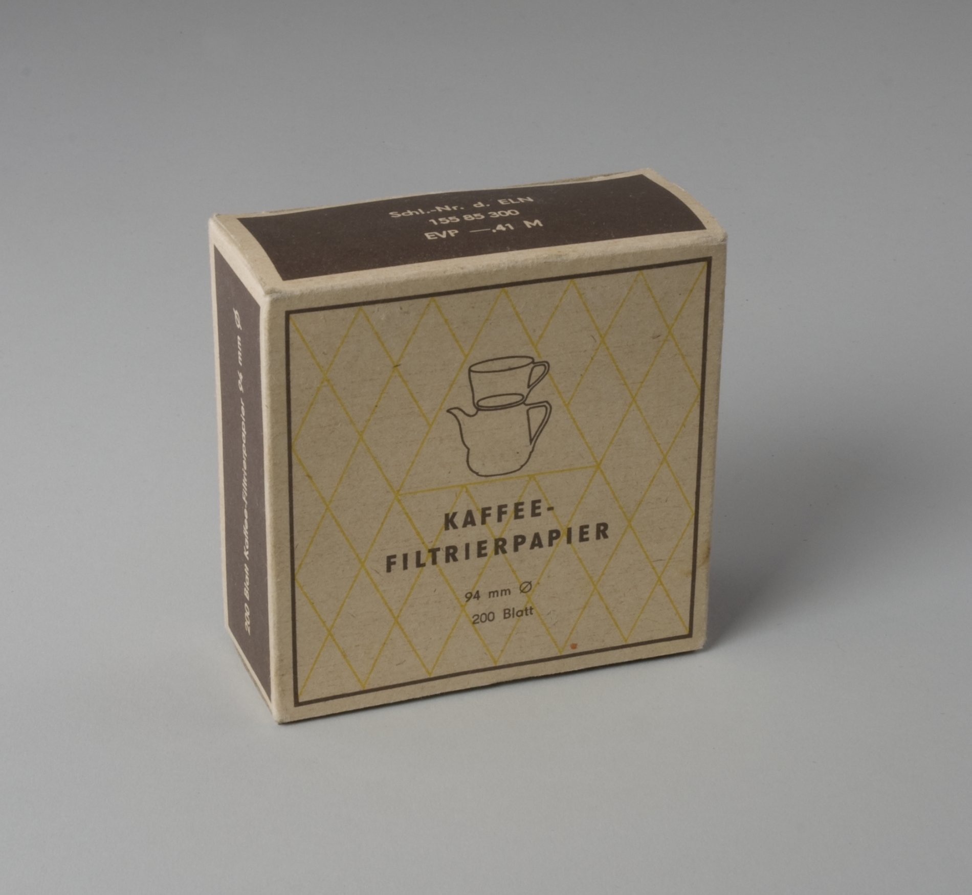 Schachtel für Kaffee- Filterpapier (Stiftung Domäne Dahlem - Landgut und Museum, Weiternutzung nur mit Genehmigung des Museums CC BY-NC-SA)