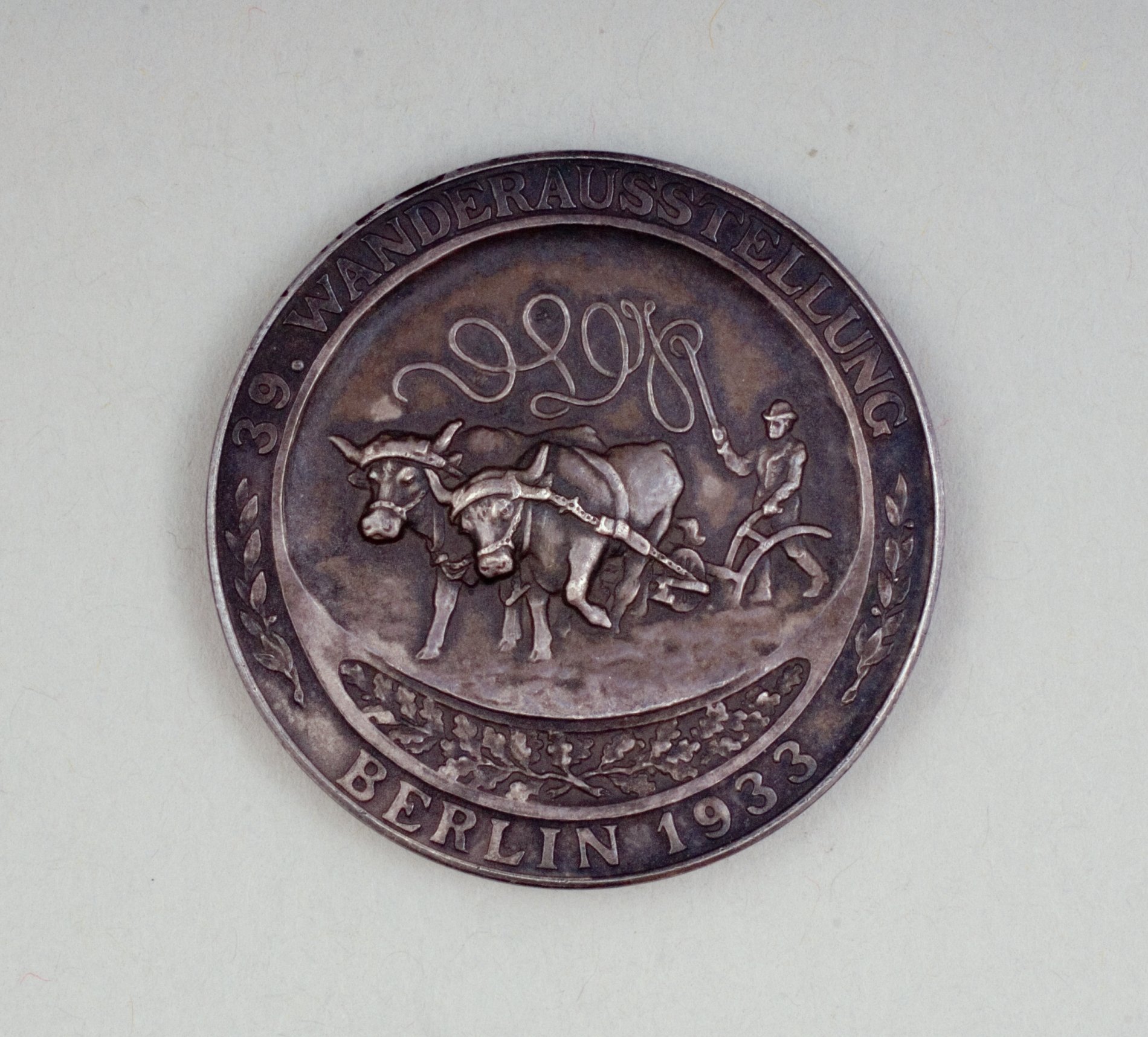 Medaille "39. Wanderausstellung Berlin 1933" - Schlagsahne (Stiftung Domäne Dahlem - Landgut und Museum, Weiternutzung nur mit Genehmigung des Museums CC BY-NC-SA)