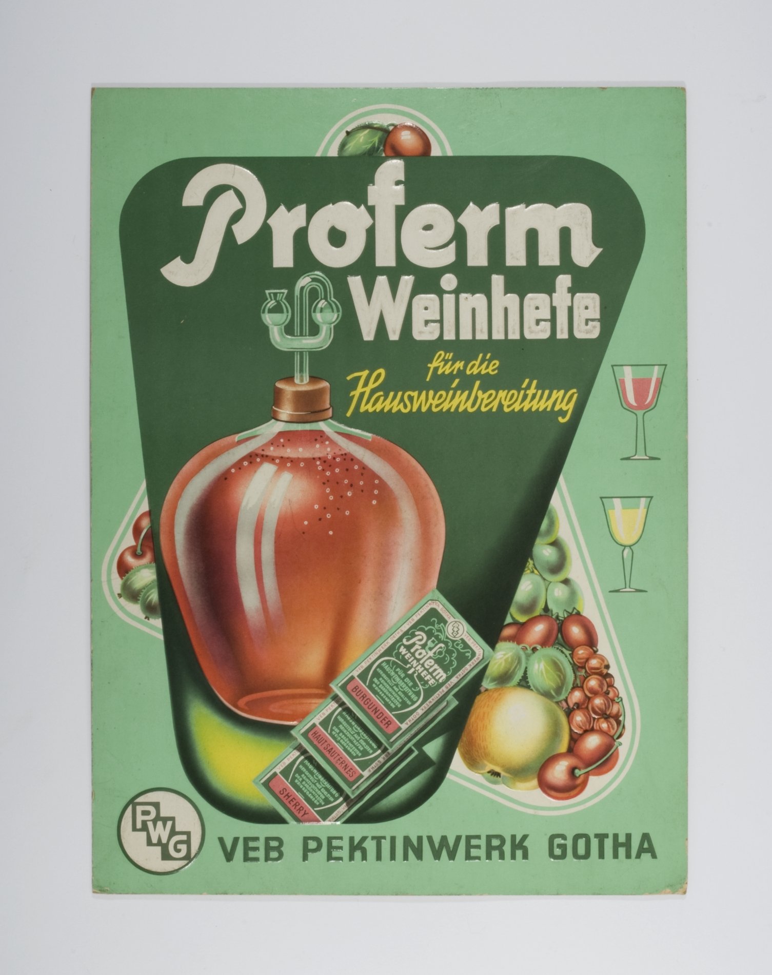 Werbeaufsteller "Proferm Weinhefe" (Stiftung Domäne Dahlem - Landgut und Museum, Weiternutzung nur mit Genehmigung des Museums CC BY-NC-SA)