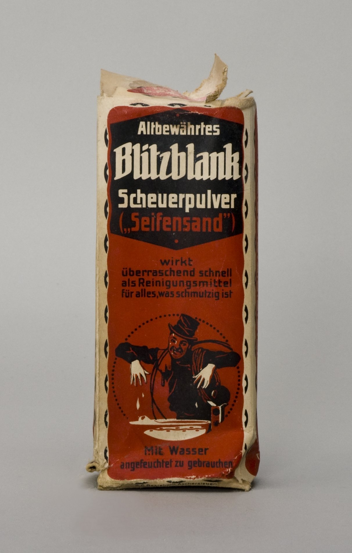 Packung "Blankol Scheuerpulver" (Stiftung Domäne Dahlem - Landgut und Museum, Weiternutzung nur mit Genehmigung des Museums CC BY-NC-SA)