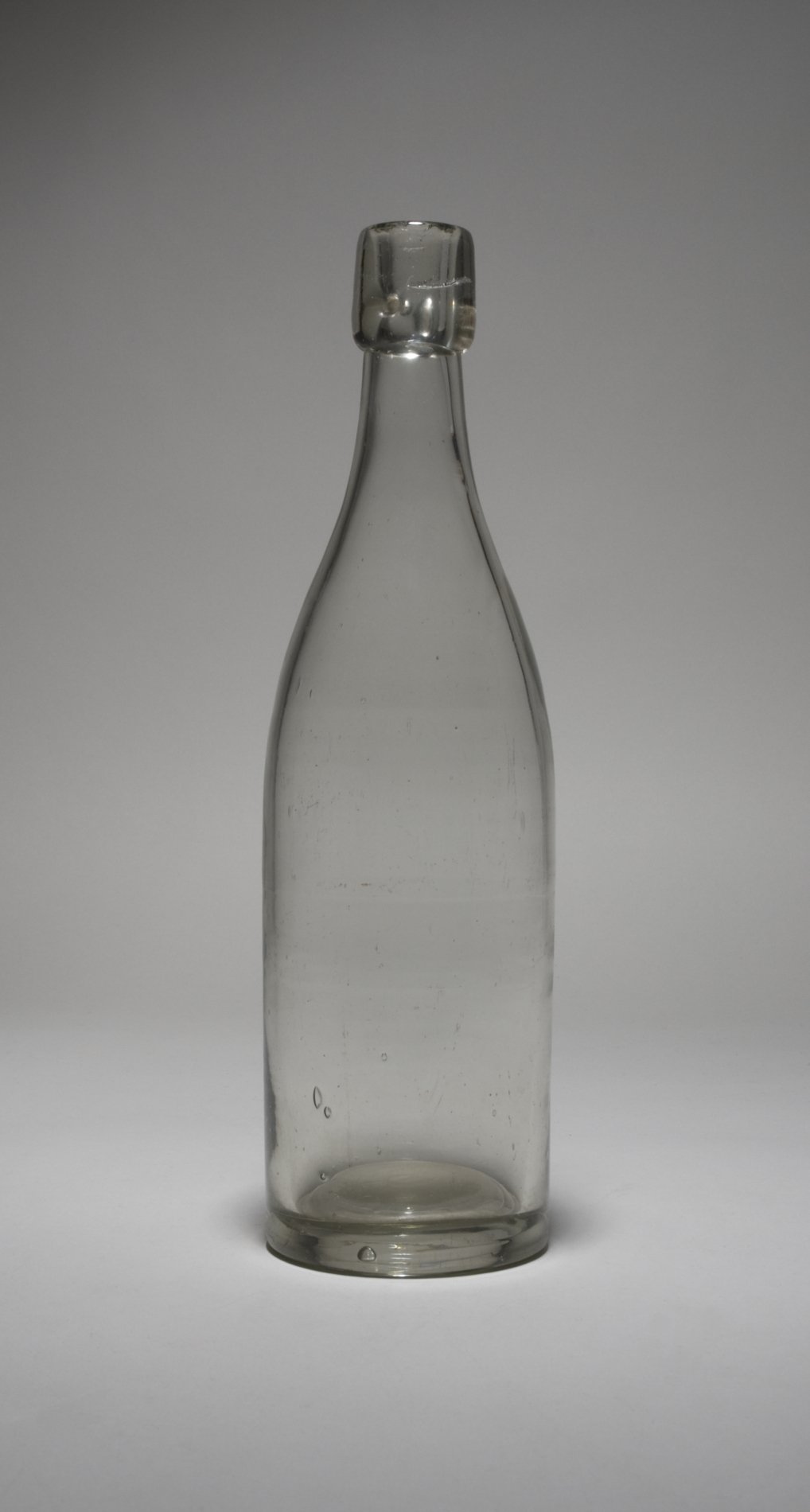 Flasche (Stiftung Domäne Dahlem - Landgut und Museum, Weiternutzung nur mit Genehmigung des Museums CC BY-NC-SA)