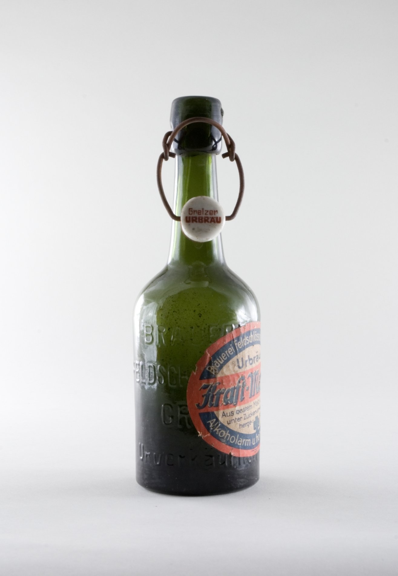 Bierflasche "Kraft Malzbier" (Stiftung Domäne Dahlem - Landgut und Museum, Weiternutzung nur mit Genehmigung des Museums CC BY-NC-SA)
