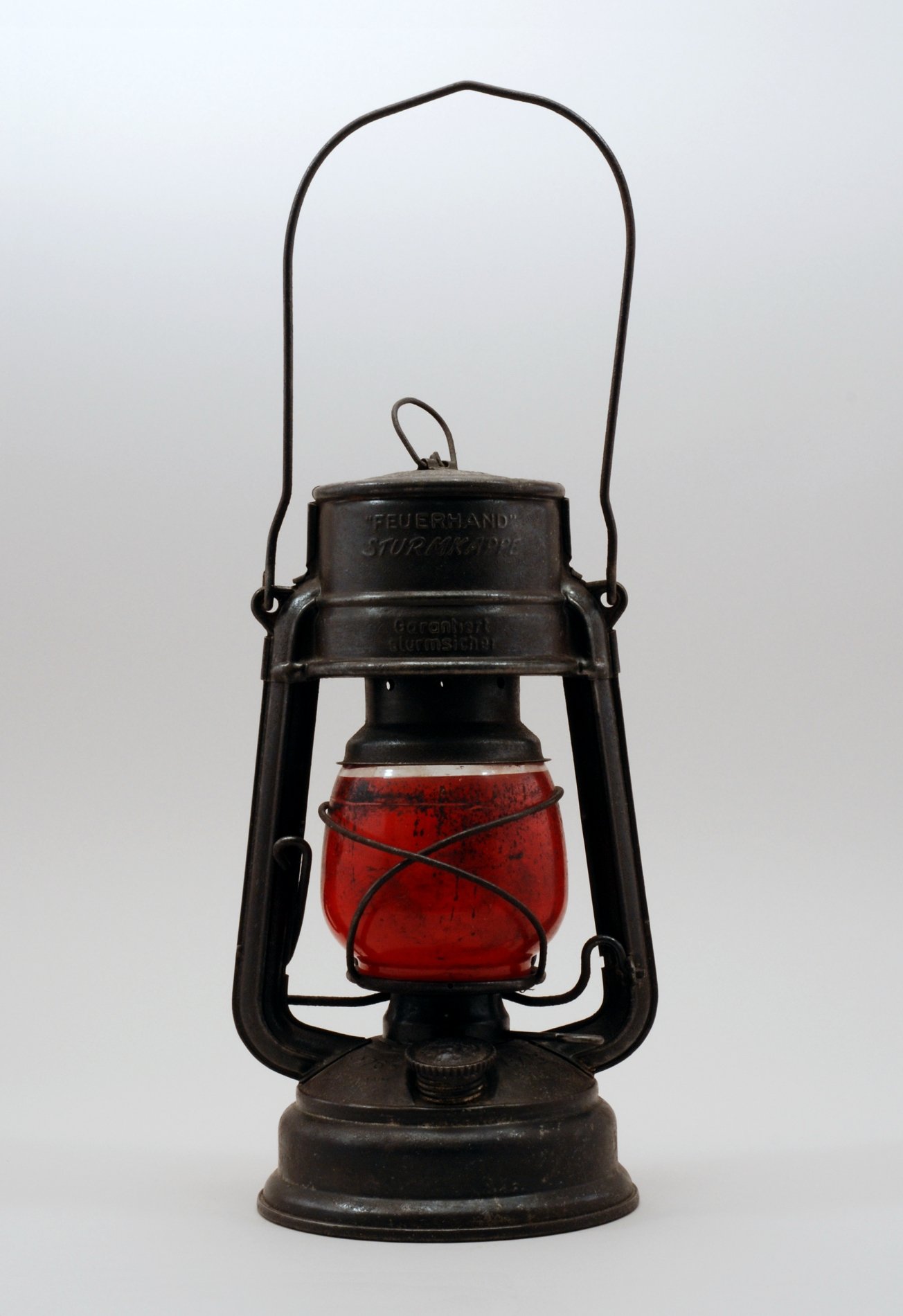 Petroleumlampe "Original - Nier  Feuerhand", Modell 276: Baby Special (Stiftung Domäne Dahlem - Landgut und Museum, Weiternutzung nur mit Genehmigung des Museums CC BY-NC-SA)