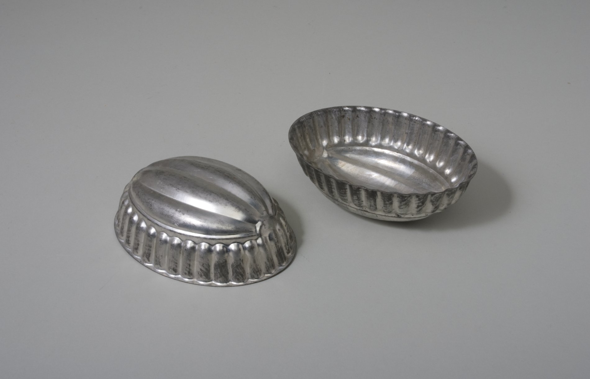 Zwei Puddingformen (Stiftung Domäne Dahlem - Landgut und Museum, Weiternutzung nur mit Genehmigung des Museums CC BY-NC-SA)