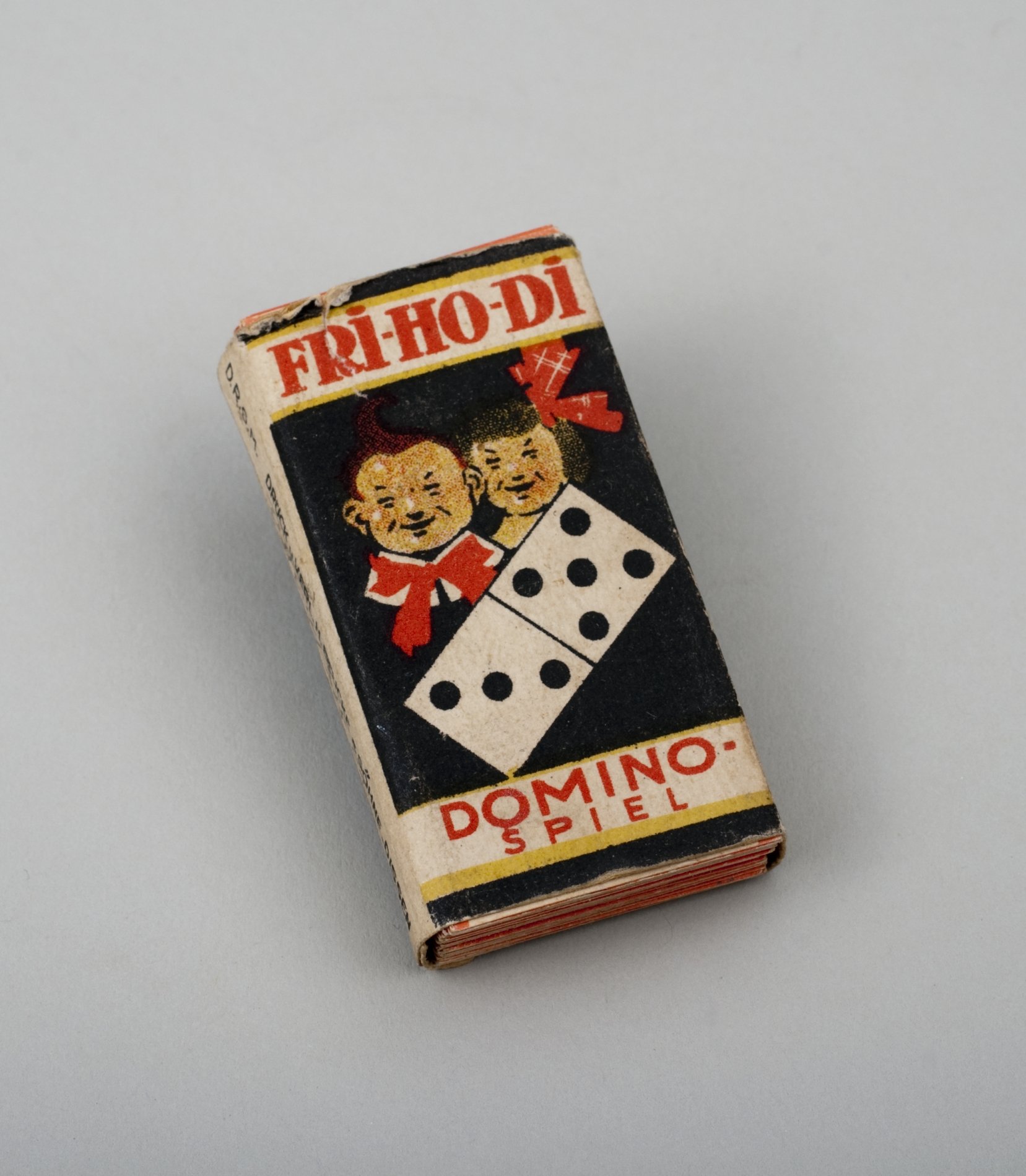 Domino-Spiel "FRI-HO-DI" (Stiftung Domäne Dahlem - Landgut und Museum, Weiternutzung nur mit Genehmigung des Museums CC BY-NC-SA)
