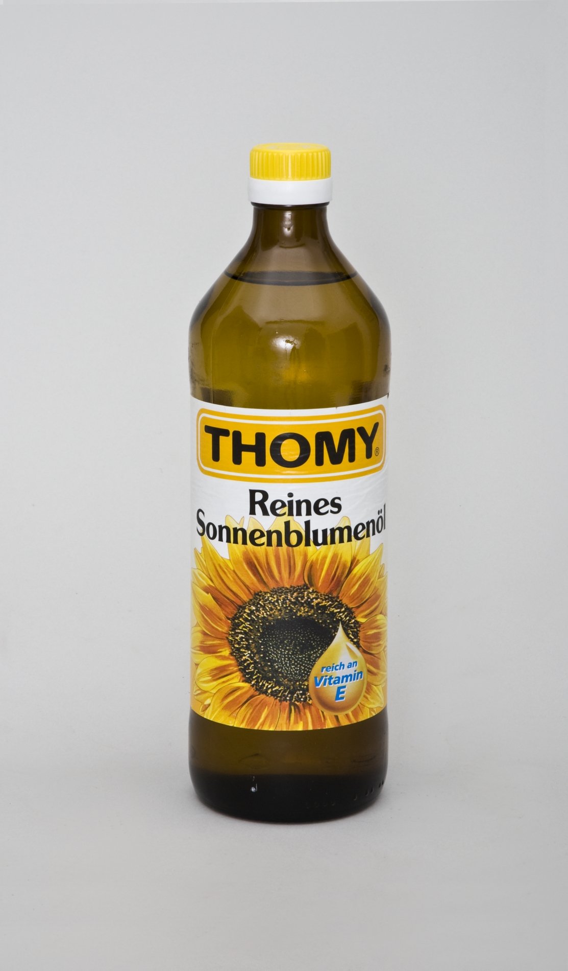Einkauf Biolek: Reines Sonnenblumenöl der Firma "Thomy" (Stiftung Domäne Dahlem - Landgut und Museum, Weiternutzung nur mit Genehmigung des Museums CC BY-NC-SA)