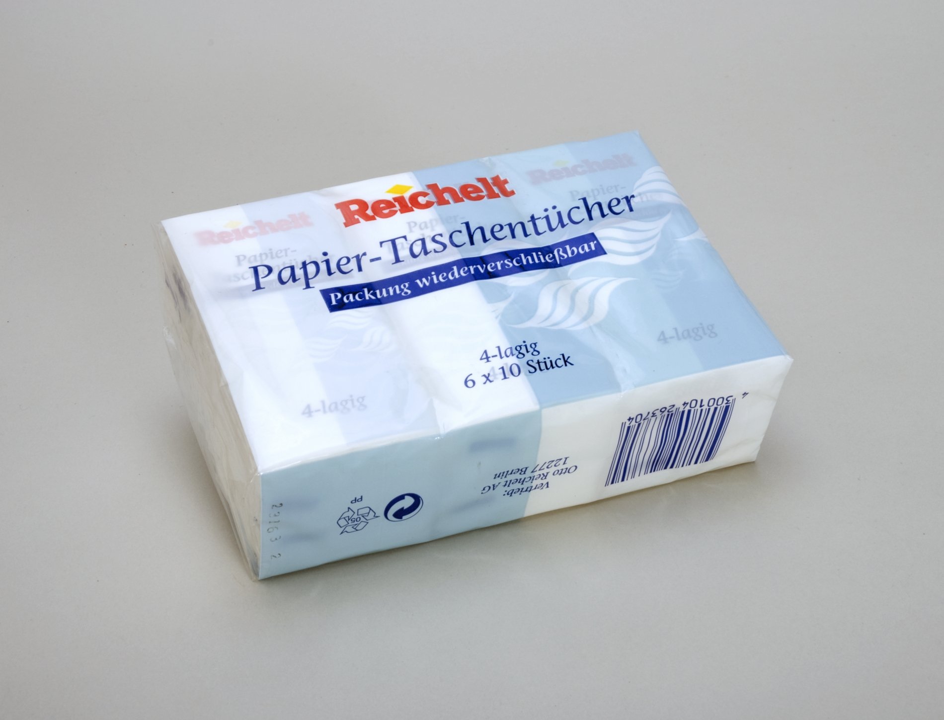 Verpackung "Papier-Taschentücher" der "Reichelt" - Eigenmarke (Stiftung Domäne Dahlem - Landgut und Museum, Weiternutzung nur mit Genehmigung des Museums CC BY-NC-SA)