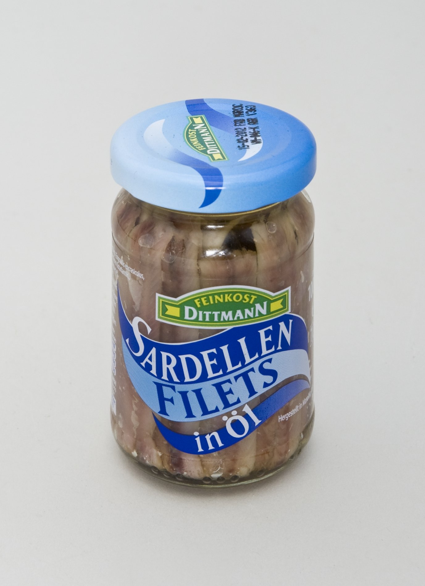 Einkauf Biolek: Schraubglas "Sardellen Filets" von "Dittmann" (Stiftung Domäne Dahlem - Landgut und Museum, Weiternutzung nur mit Genehmigung des Museums CC BY-NC-SA)