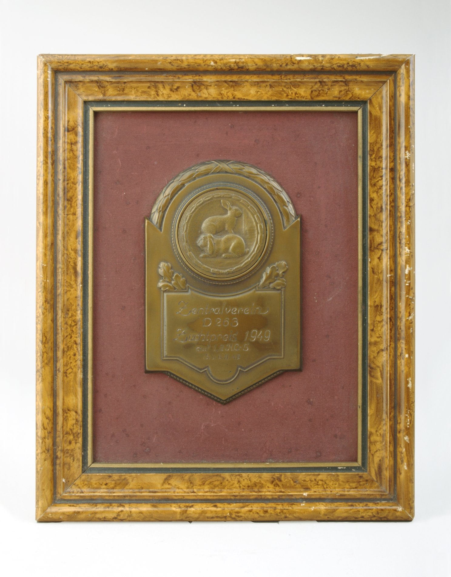 Medaille im Rahmen "Zuchtpreis 1949" für Kaninchenzucht (Stiftung Domäne Dahlem - Landgut und Museum, Weiternutzung nur mit Genehmigung des Museums CC BY-NC-SA)