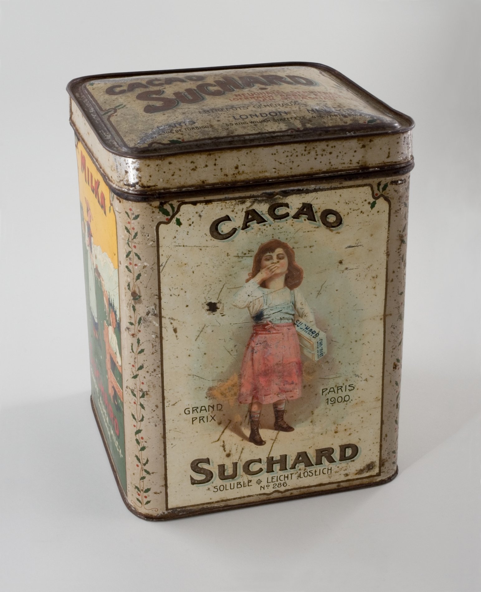 Große Dose für "Cacao" der Firma "Suchard" (Stiftung Domäne Dahlem - Landgut und Museum, Weiternutzung nur mit Genehmigung des Museums CC BY-NC-SA)