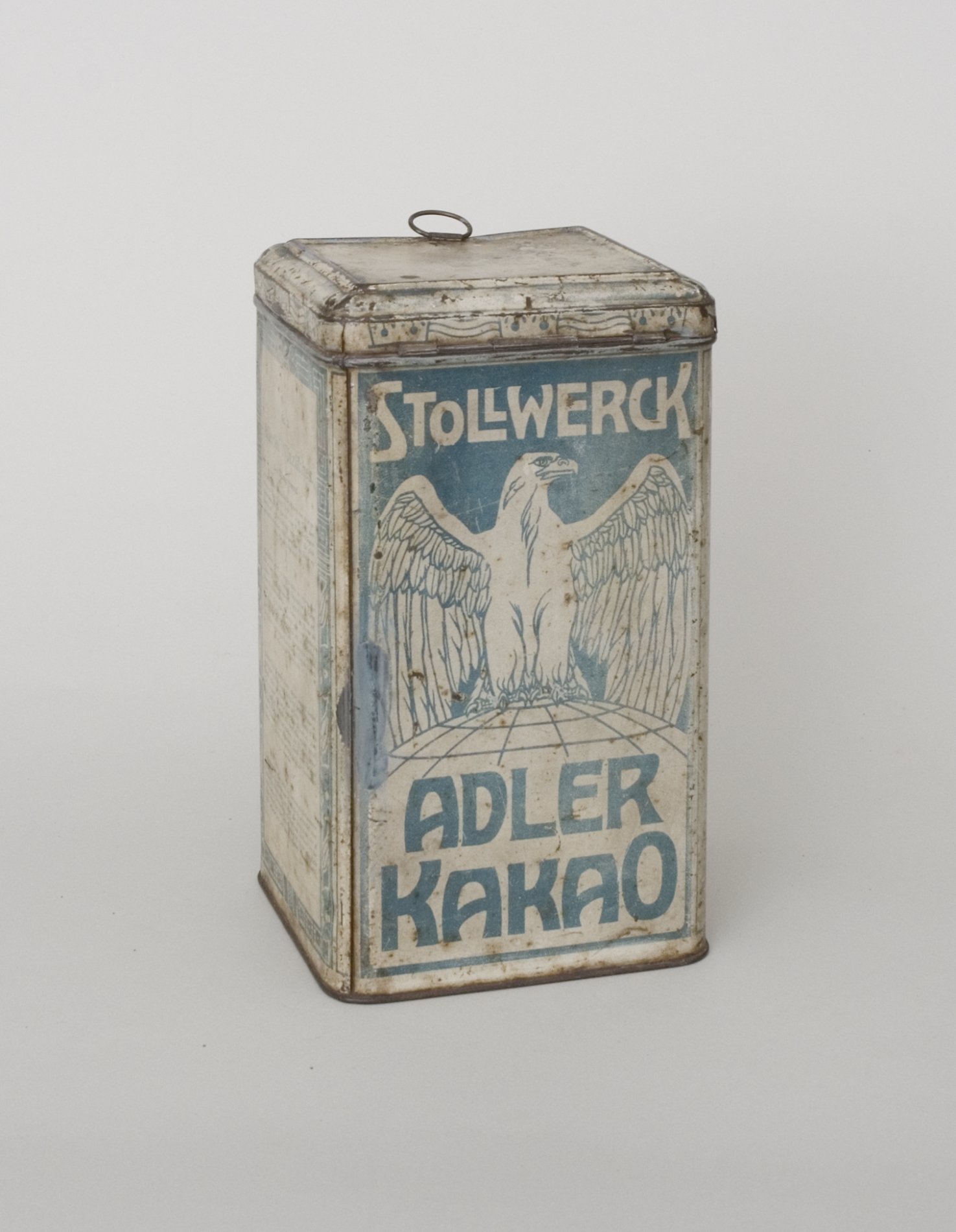 Vorratsdose "Stollwerck - Adler Kakao" (Stiftung Domäne Dahlem - Landgut und Museum, Weiternutzung nur mit Genehmigung des Museums CC BY-NC-SA)