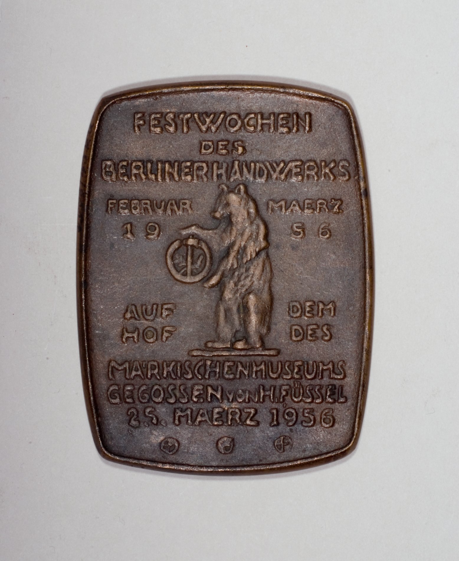 Medaille "Festwochen des Berliner Handwerks im Märkischen Museum" (Stiftung Domäne Dahlem - Landgut und Museum, Weiternutzung nur mit Genehmigung des Museums CC BY-NC-SA)