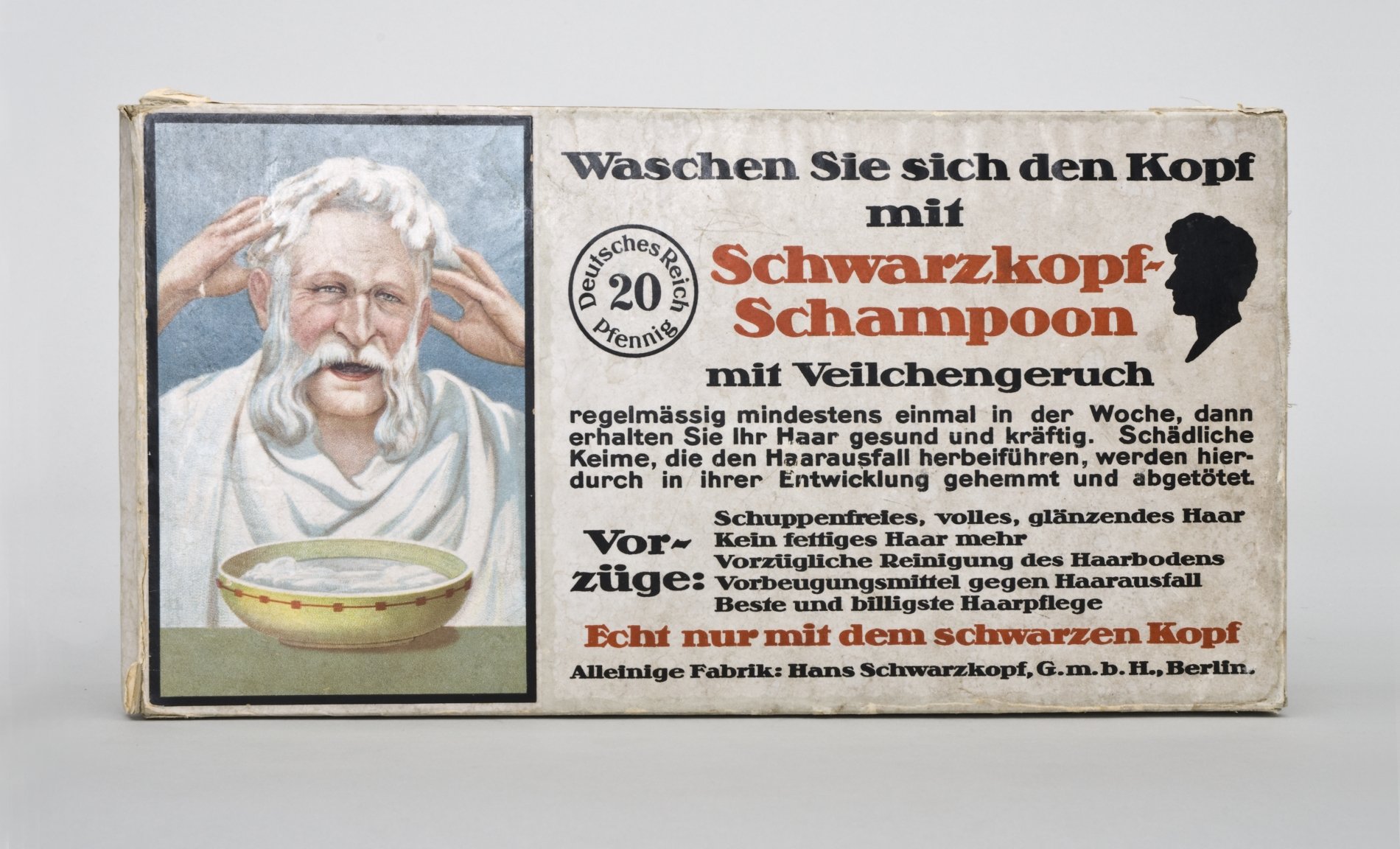 Karton "Schwarzkopf-Schampoon mit Veilchengeruch" (Stiftung Domäne Dahlem - Landgut und Museum, Weiternutzung nur mit Genehmigung des Museums CC BY-NC-SA)
