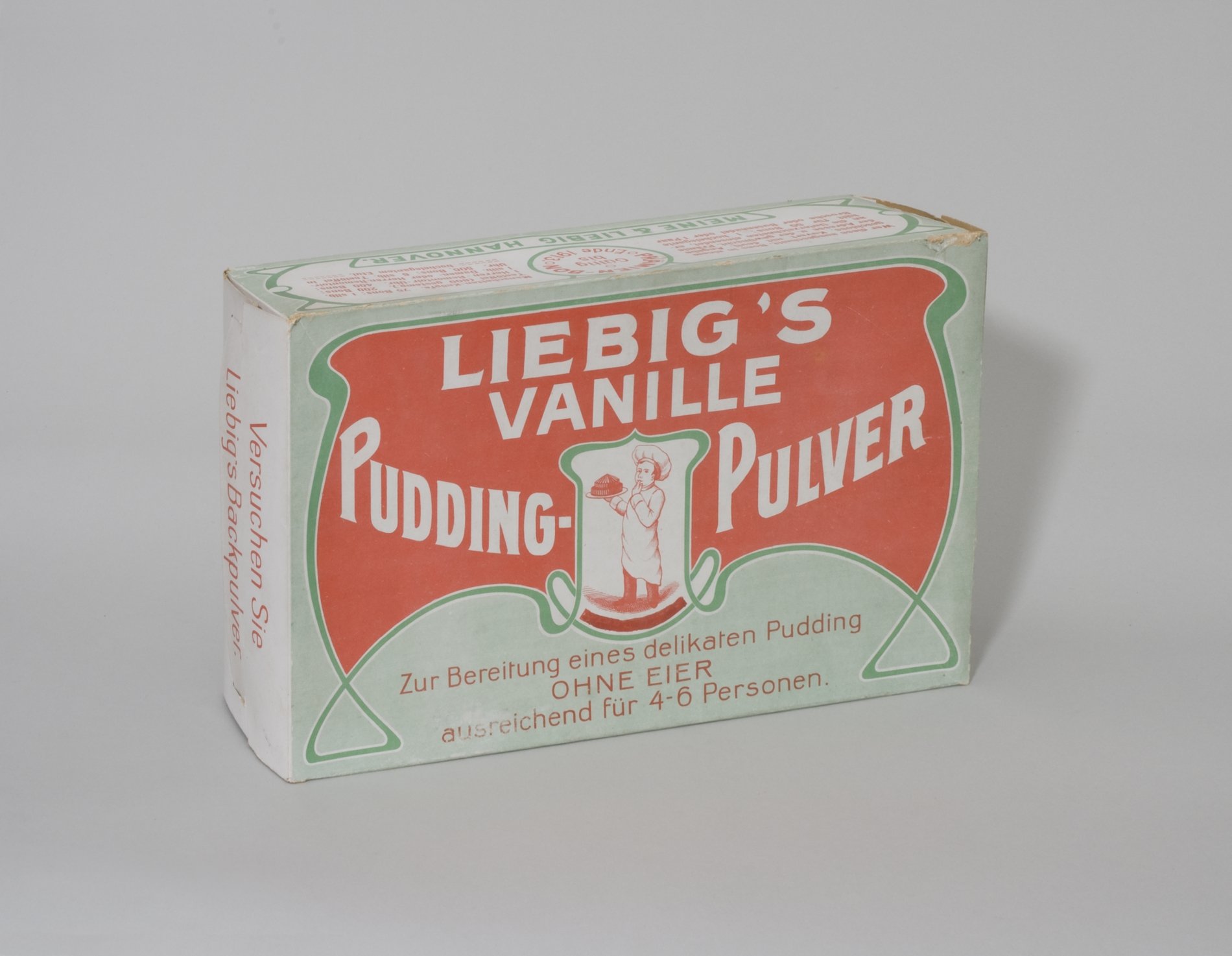 Packung "Liebig's Vanille Pudding-Pulver" (Stiftung Domäne Dahlem - Landgut und Museum, Weiternutzung nur mit Genehmigung des Museums CC BY-NC-SA)