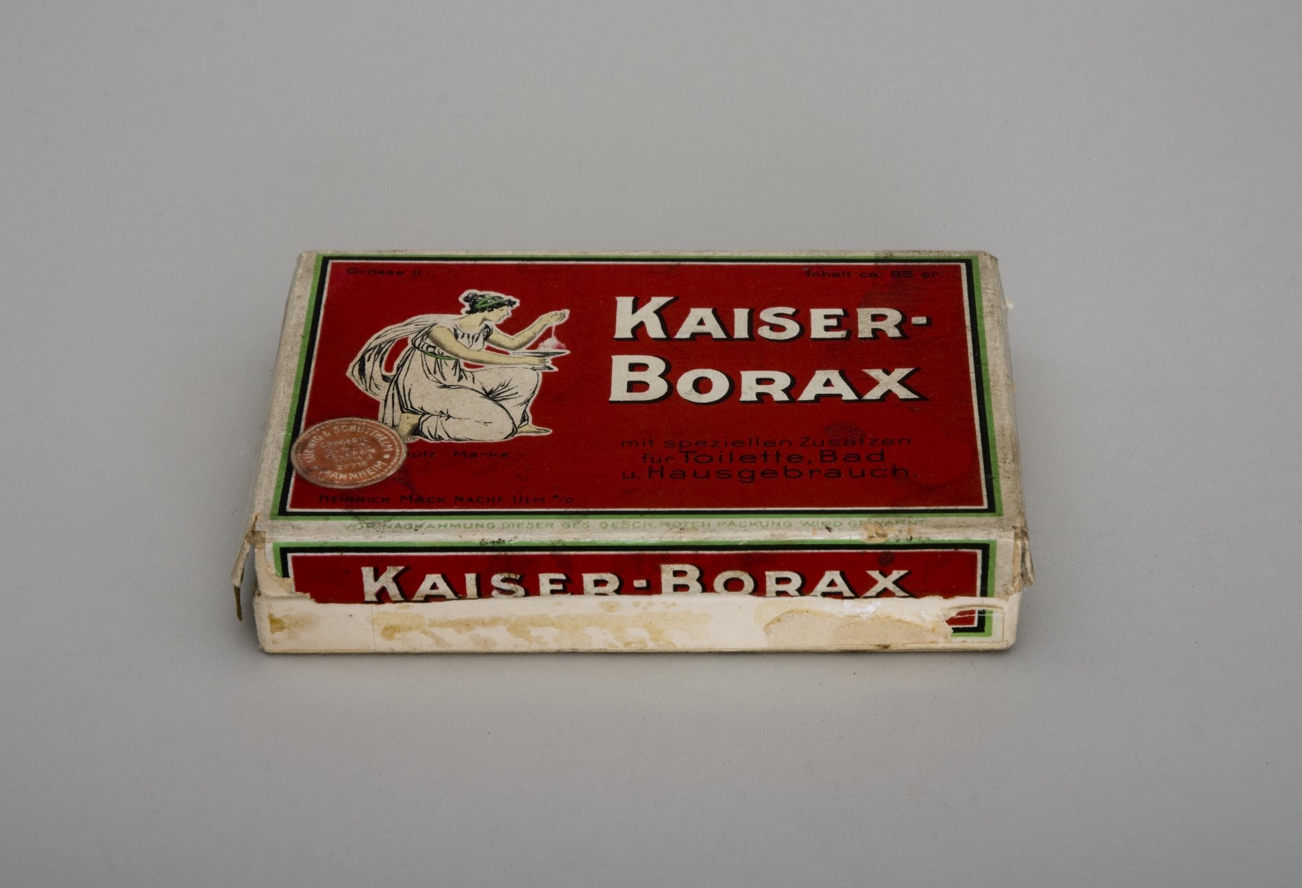 Packung "Kaiser-Borax" (Stiftung Domäne Dahlem - Landgut und Museum, Weiternutzung nur mit Genehmigung des Museums CC BY-NC-SA)