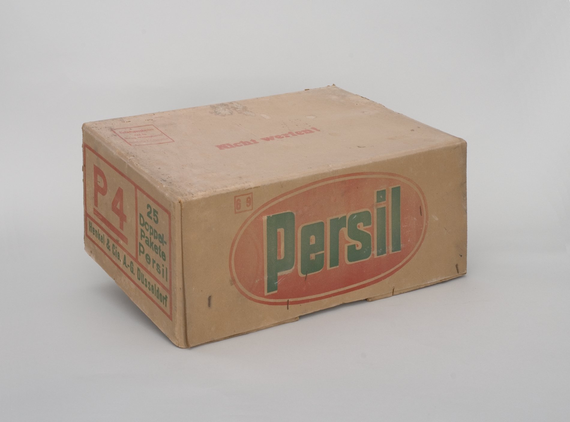 Karton für Persil-Packungen (Stiftung Domäne Dahlem - Landgut und Museum, Weiternutzung nur mit Genehmigung des Museums CC BY-NC-SA)