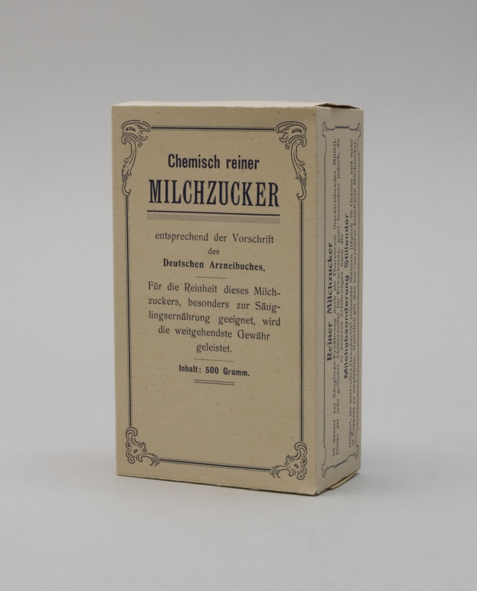 Schaupackung "Milchzucker" (Stiftung Domäne Dahlem - Landgut und Museum, Weiternutzung nur mit Genehmigung des Museums CC BY-NC-SA)