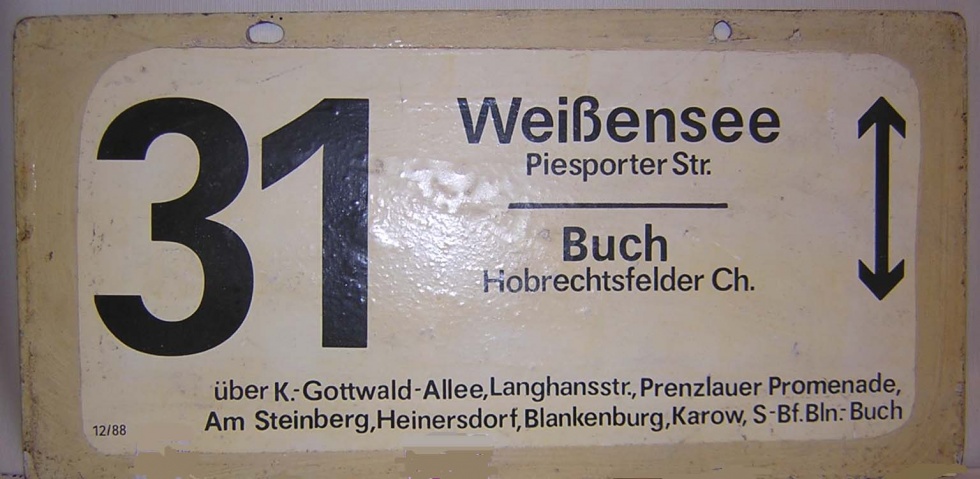Buslinienschhild der Linie 31 (Museum Pankow CC BY-NC-SA)