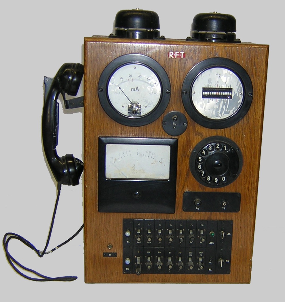 Fernsprechanlage RFT (Wandtelefon) (Museum Pankow CC BY-NC-SA)