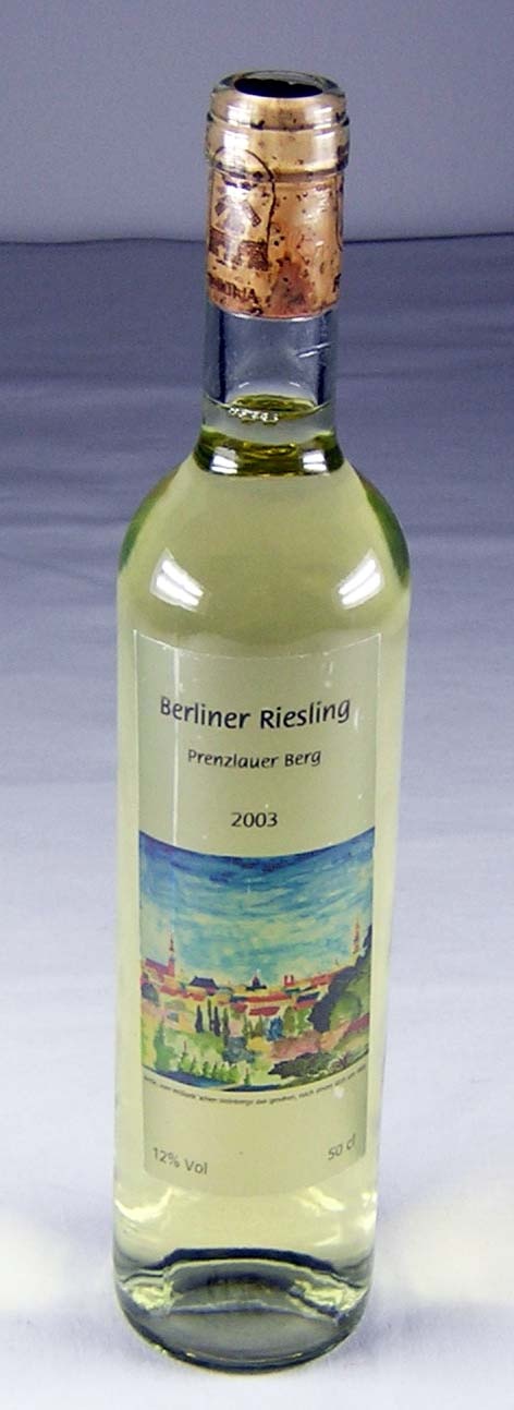Wein aus Prenzlauer Berg, Jahrgang 2003 (Museum Pankow CC BY-NC-SA)
