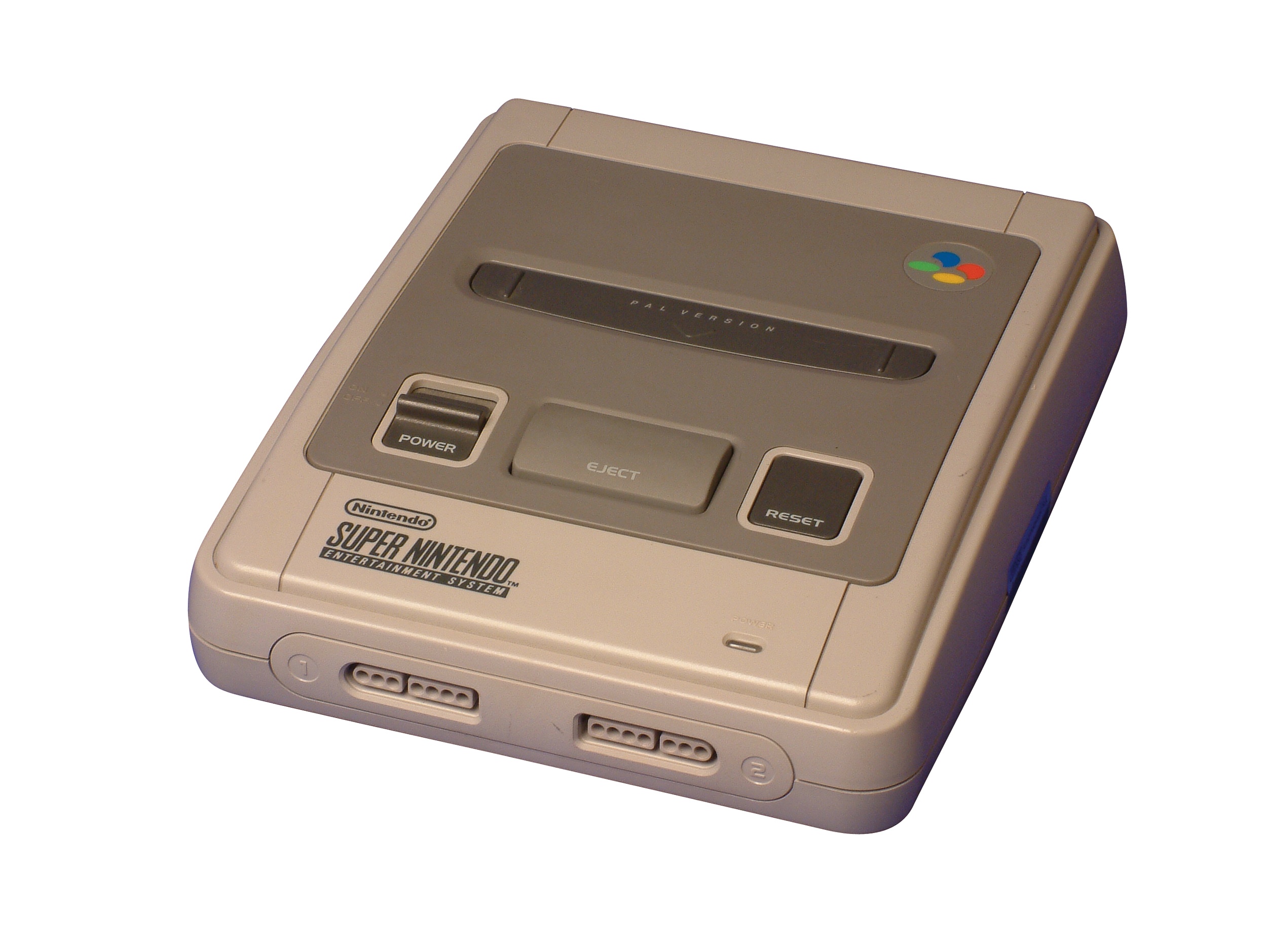 Nintendo Super Famicon / Super Nintendo Entertainment System (SNES) (Computerspielemuseum Berlin CC BY-SA)