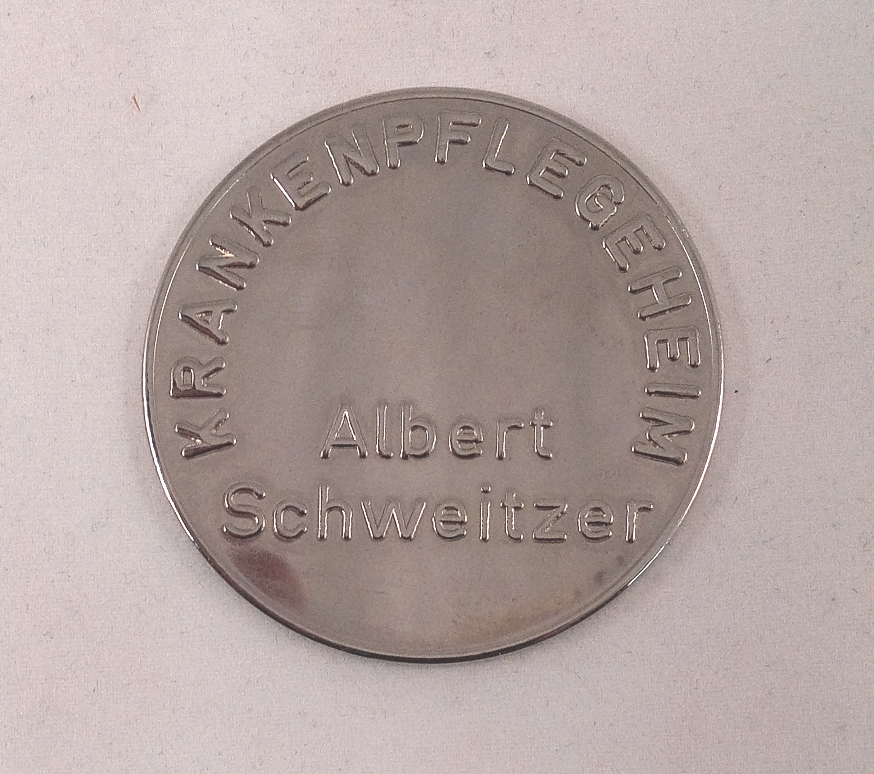 Ehrenmünze Krankenpflegeheim "Albert Schweizer" (Museum Pankow CC BY-NC-SA)