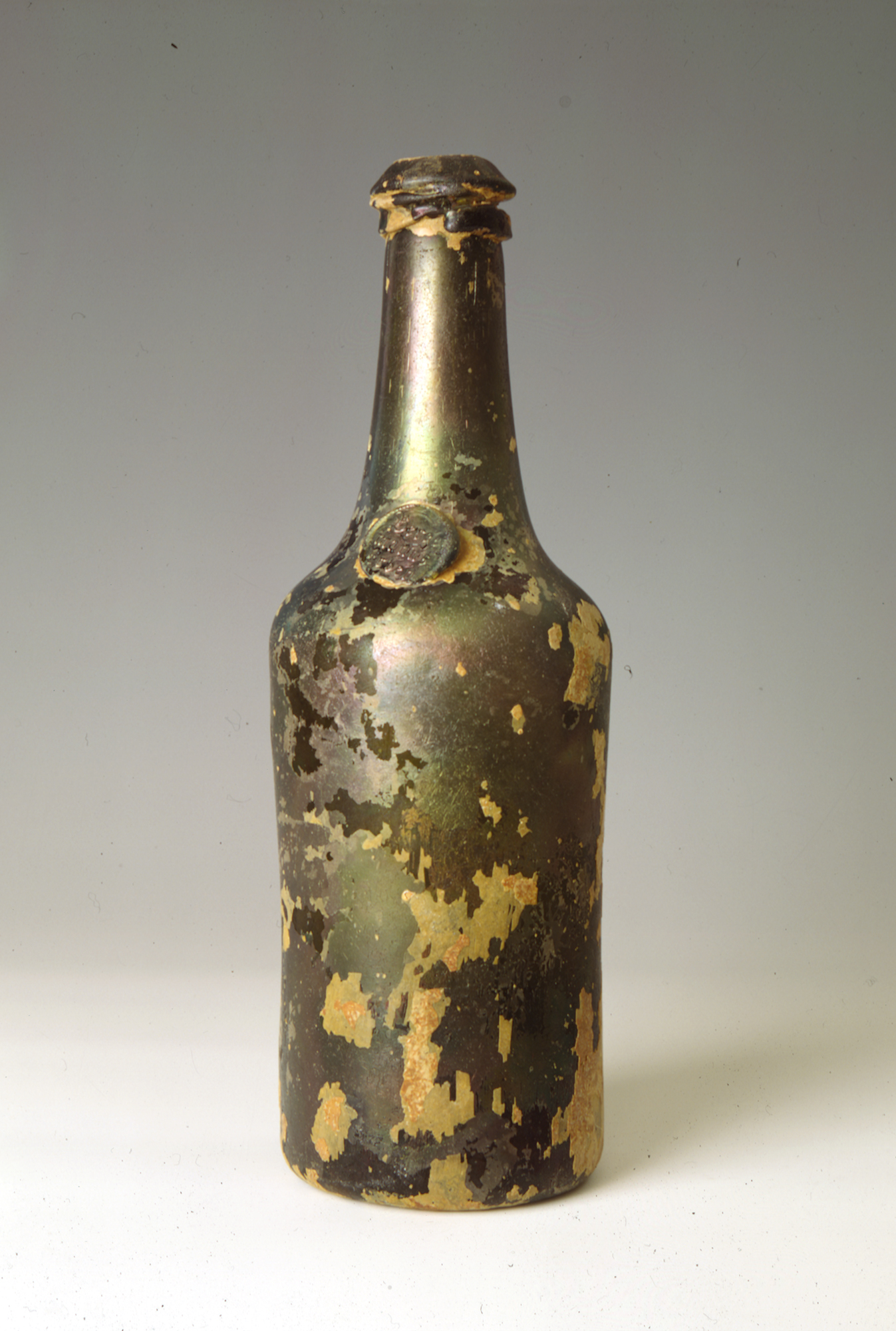 Flasche mit Marke "Bergemann Erben" (Stiftung Stadtmuseum Berlin CC BY-NC-SA)