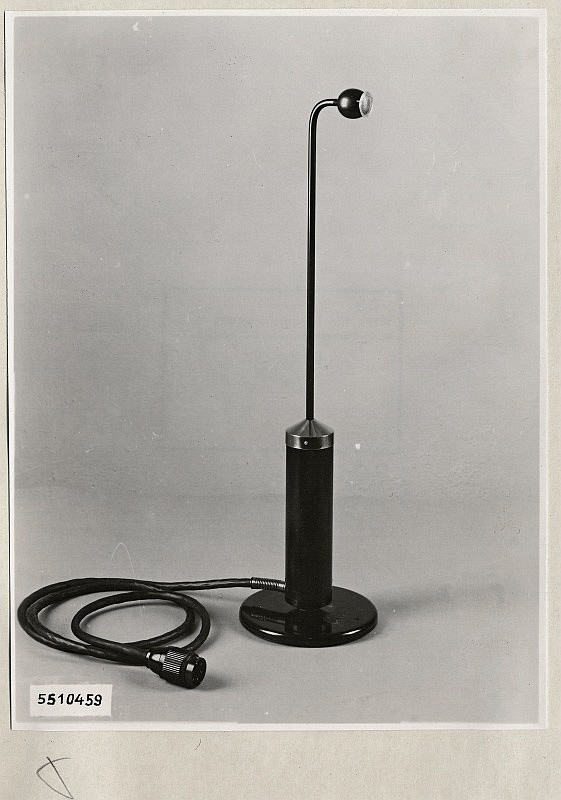 Meß-Kondensator-Mikrofon (www.industriesalon.de CC BY-SA)