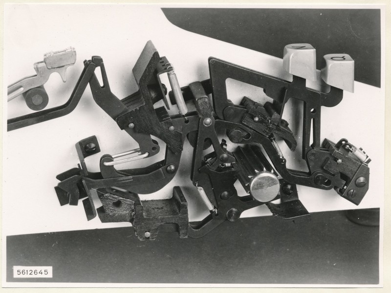 Schreibmaschine Rheinmetall Modell, Bild 3 (www.industriesalon.de CC BY-SA)