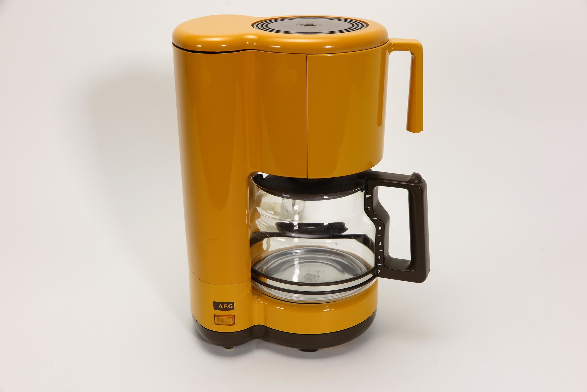 Elektrischer Kaffeeautomat für Filterkaffee AEG Typ E WK 0019 Modell KF 1400 (Stiftung Deutsches Technikmuseum Berlin CC0)