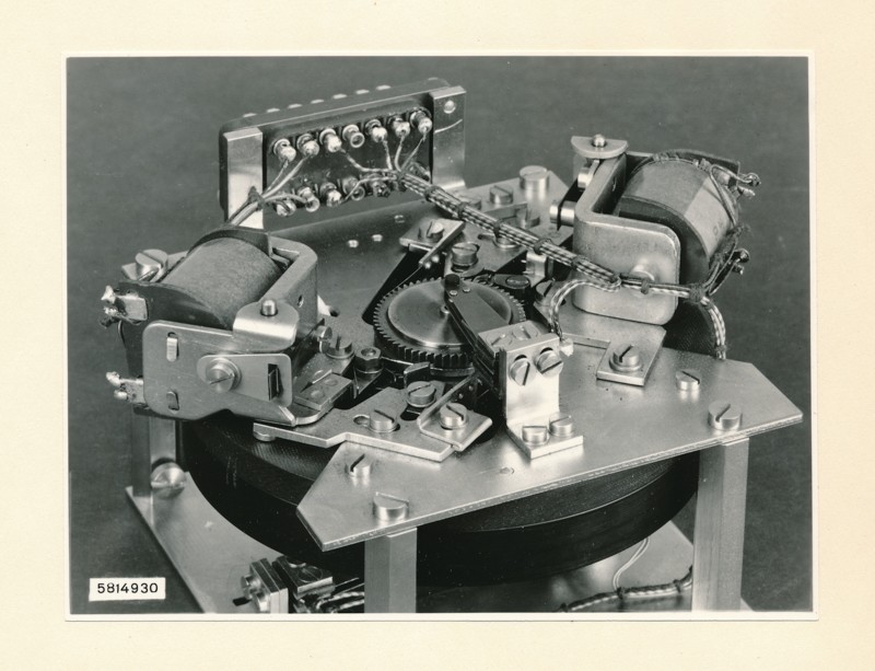Fernschreibmaschine Speicher-Impulser, Bild 2, Foto März 1958 (www.industriesalon.de CC BY-SA)