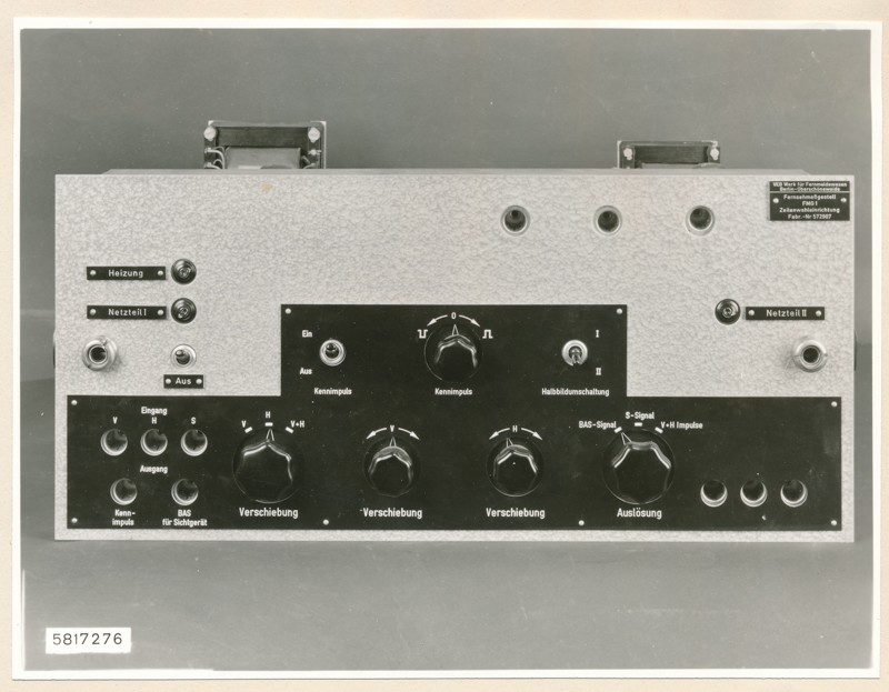Fernseh - Meßgestell Mischstufe Zeilenwahleinrichtung ZWE1, vorn, Foto 30. Juli 1958 (www.industriesalon.de CC BY-SA)