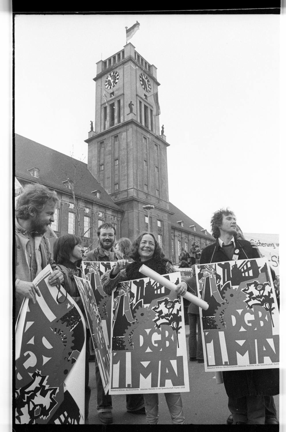 Kleinbildnegative: DGB-Demonstration, John-F.-Kennedy-Platz, 1979 (Museen Tempelhof-Schöneberg/Jürgen Henschel RR-F)