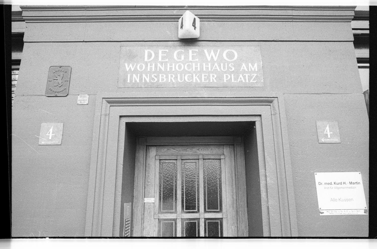 Kleinbildnegative: Einweihungsfeier, Innsbrucker Platz, 1980 (Museen Tempelhof-Schöneberg/Jürgen Henschel RR-F)