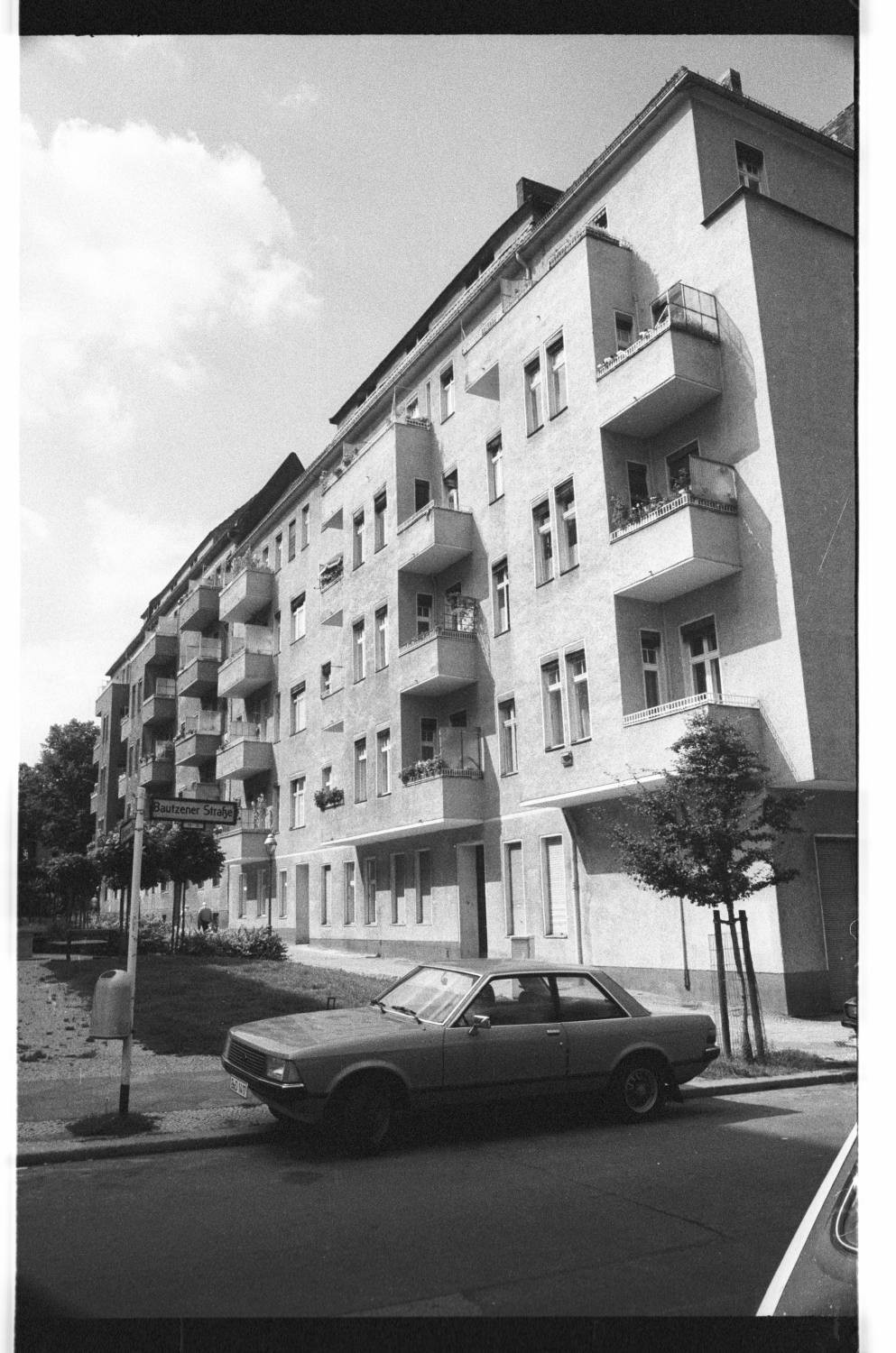 Kleinbildnegative: Mietshäuser, Bautzener Straße, 1980 (Museen Tempelhof-Schöneberg/Jürgen Henschel RR-F)