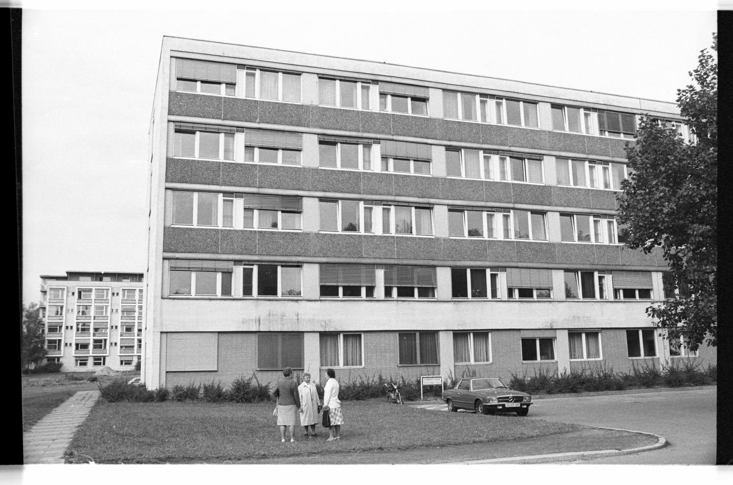 Kleinbildnegative: Neubauten, Schöneberg, 1981 (Museen Tempelhof-Schöneberg/Jürgen Henschel RR-F)
