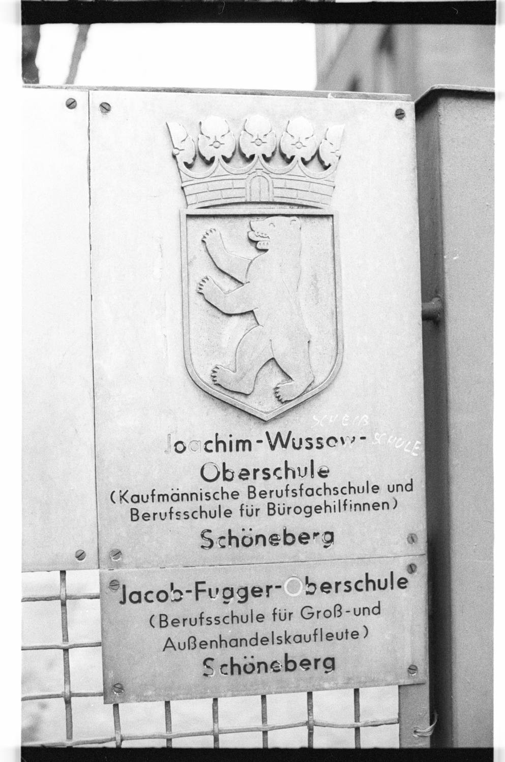 Kleinbildnegative: Oberschulen, Klixstr. 7, 1981 (Museen Tempelhof-Schöneberg/Jürgen Henschel RR-F)