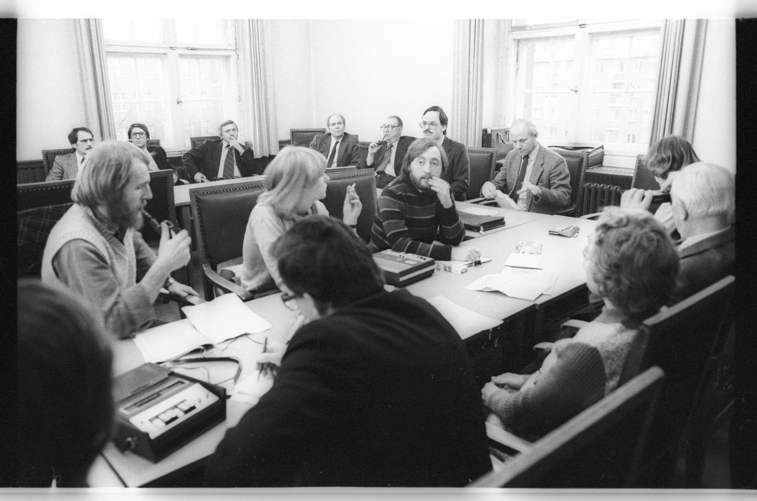 Kleinbildnegative: Pressekonferenz „Berliner Initiative für Frieden“, 1980 (Museen Tempelhof-Schöneberg/Jürgen Henschel RR-F)
