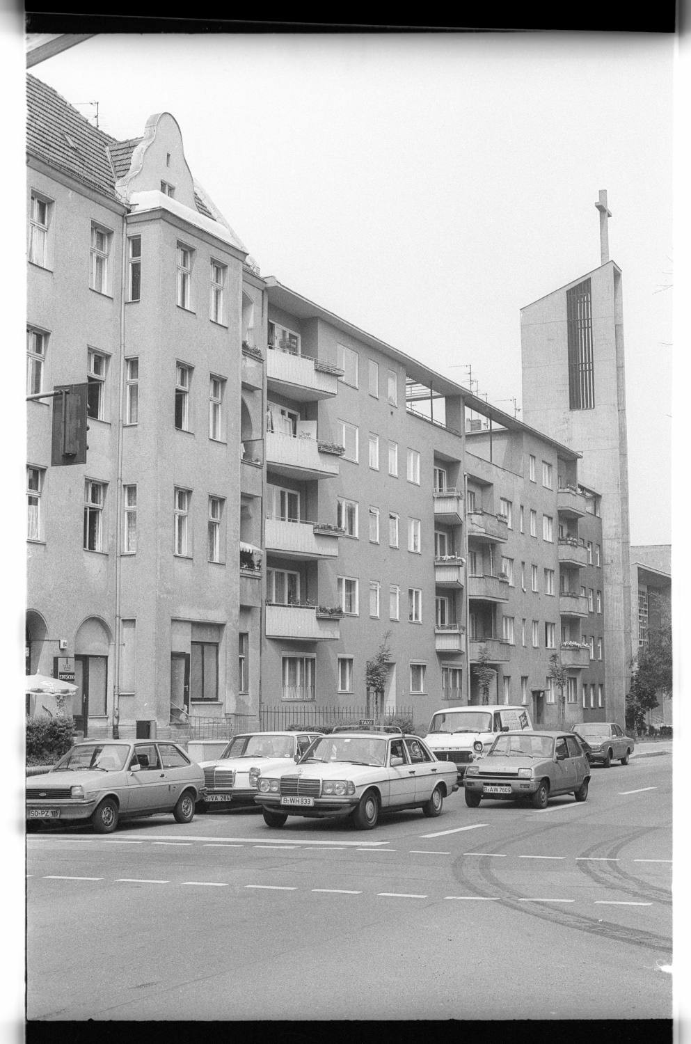 Kleinbildnegative: Rubensstraße, Grazer Platz, 1979 (Museen Tempelhof-Schöneberg/Jürgen Henschel RR-F)