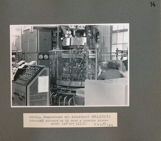 S. 14, Fotoalbum Produktion im Werk für Fernmeldewesen (HF), 1951 (www.industriesalon.de CC BY-SA)