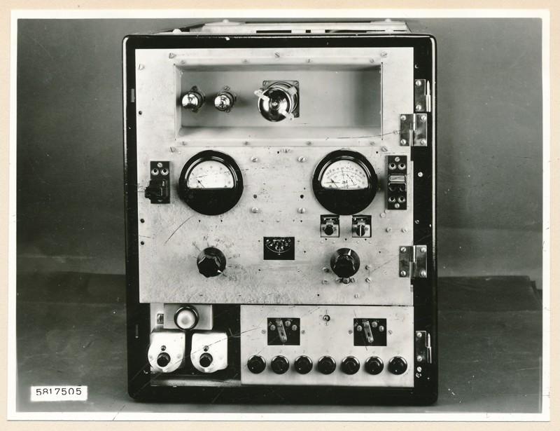 TFH Verstärkergerät, Bild 11, Foto 9. Oktober 1958 (www.industriesalon.de CC BY-SA)