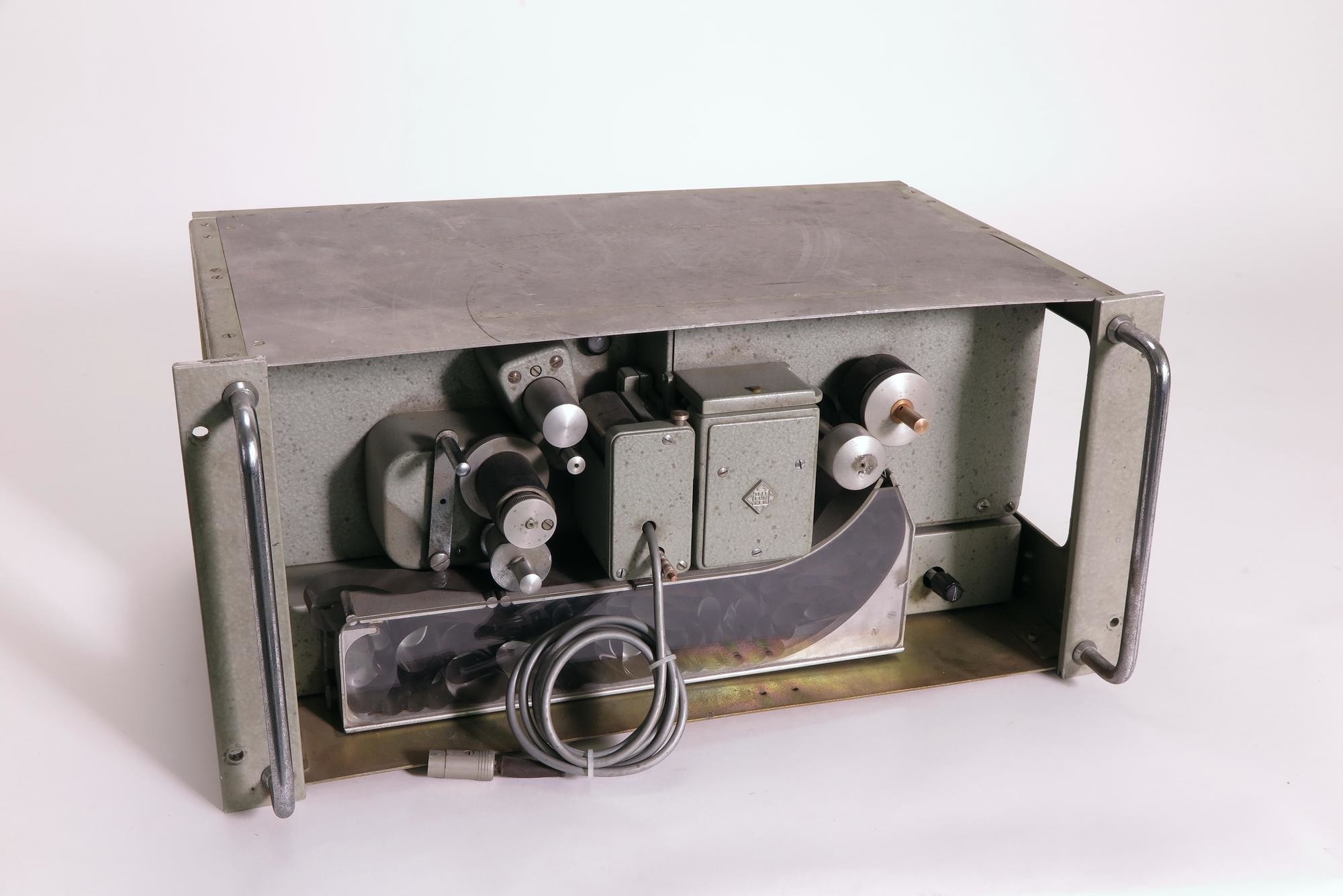 Tonbandgerät Telefunken Magnetophon M 30 W (Stiftung Deutsches Technikmuseum Berlin CC0)